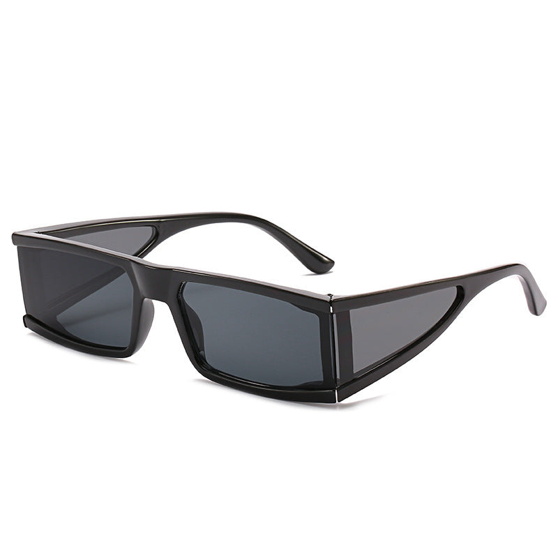 “Street Edge Personality”. Square Sunglasses