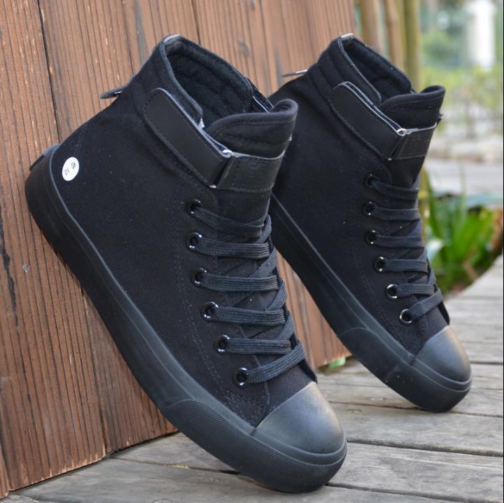 District Canvas High-Tops