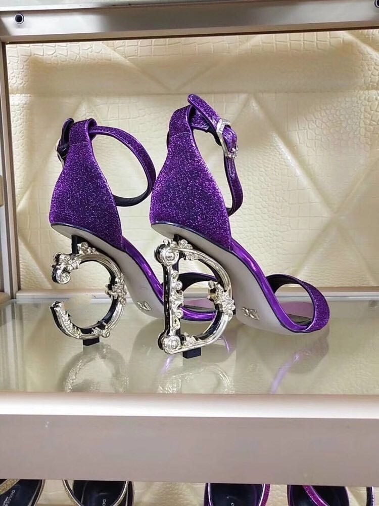 “Gilded Initial Heel Pumps