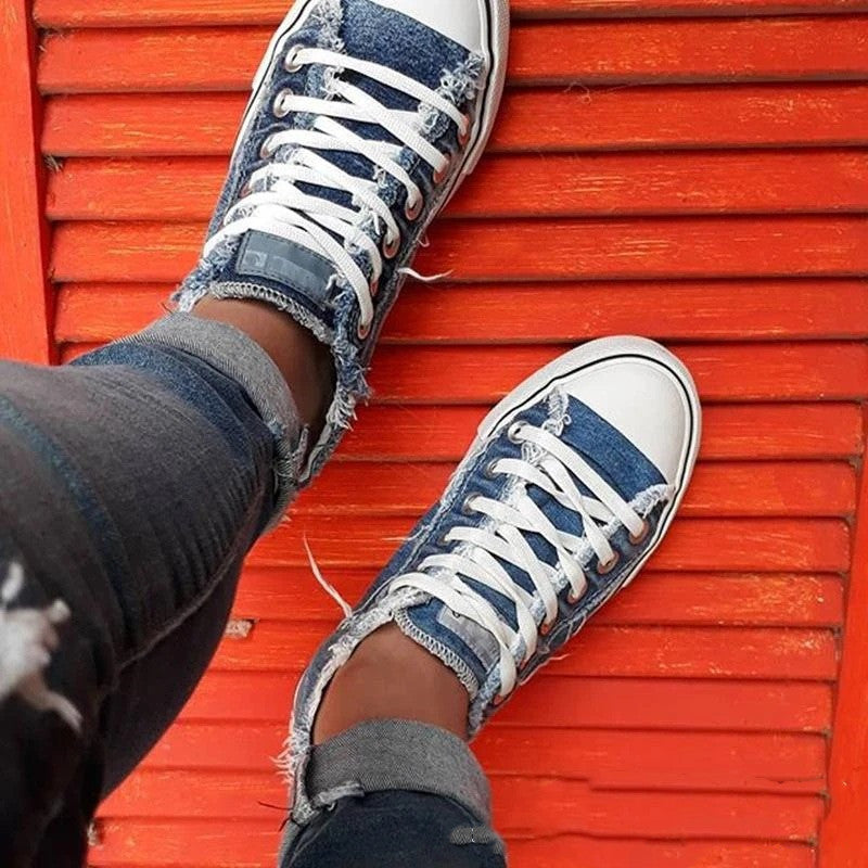 Vintage Distressed Low-Top Canvas Shoes