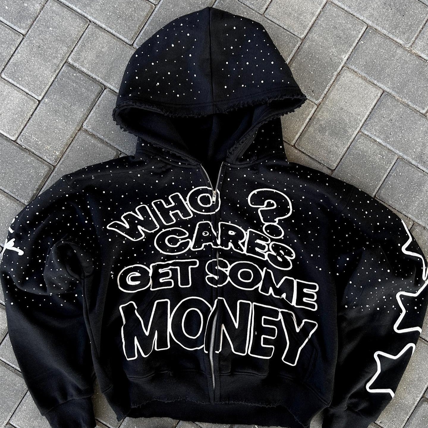 European and American High Street Dark Style Letter Print Hoodie – Bold, Edgy, and Iconic